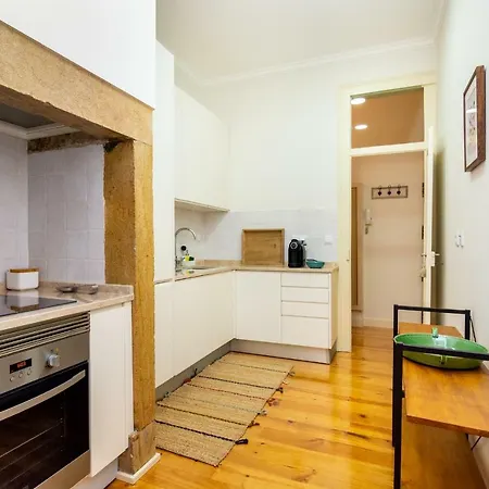 Whome | Almirante Reis Deluxe Apartman Lisboa